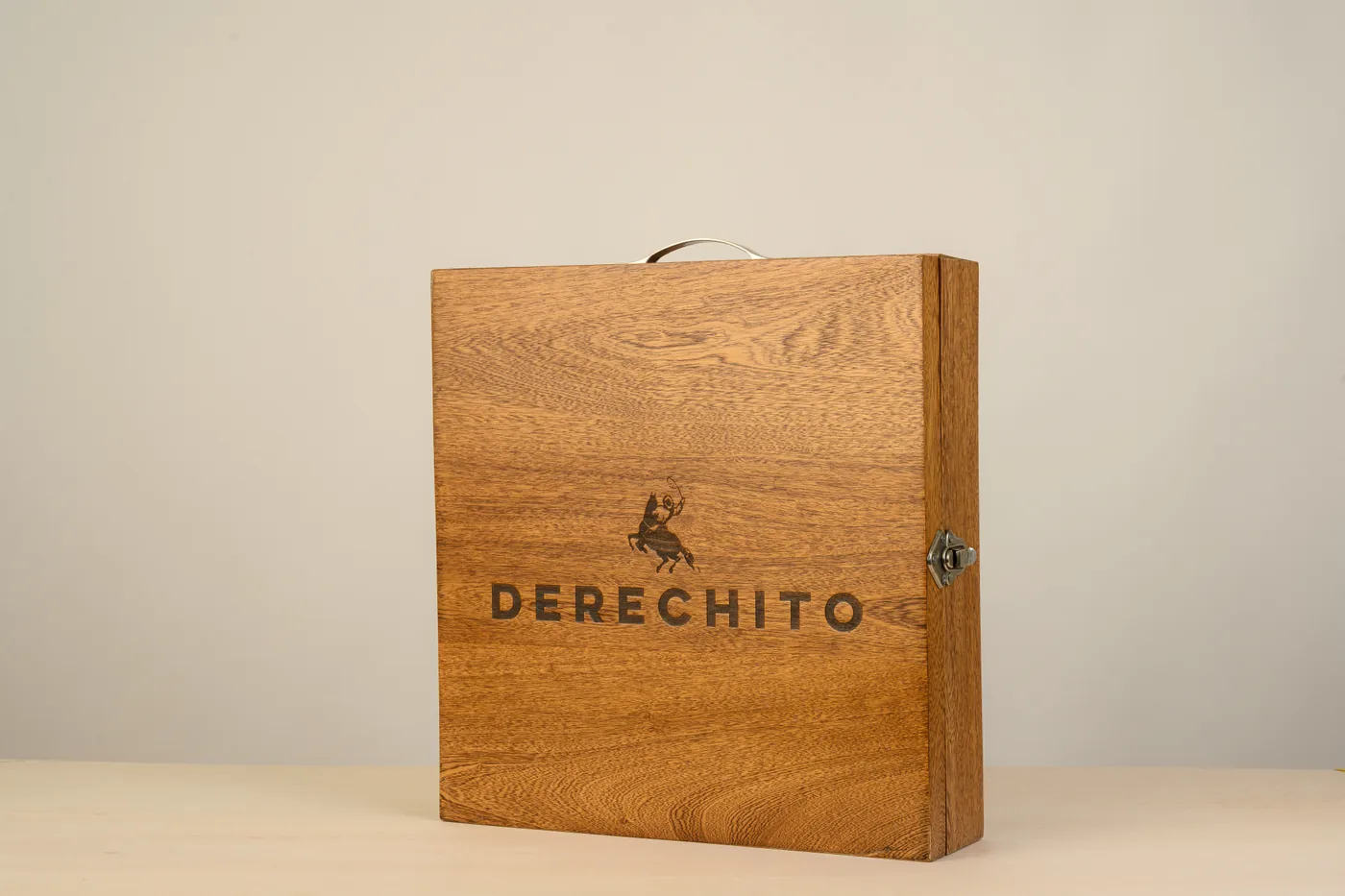 Estuche de Derechito