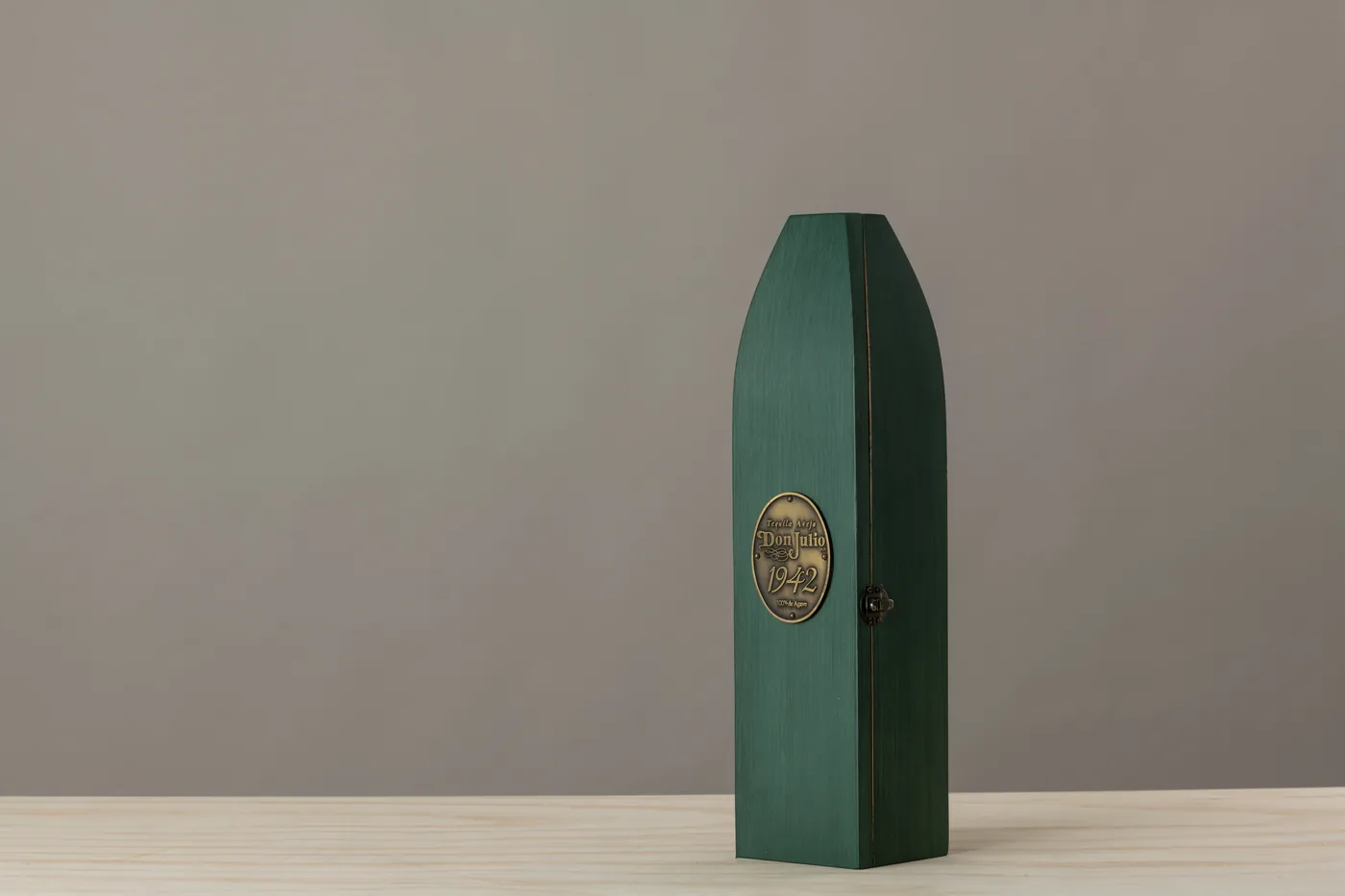 Estuche de Don Julio 1942